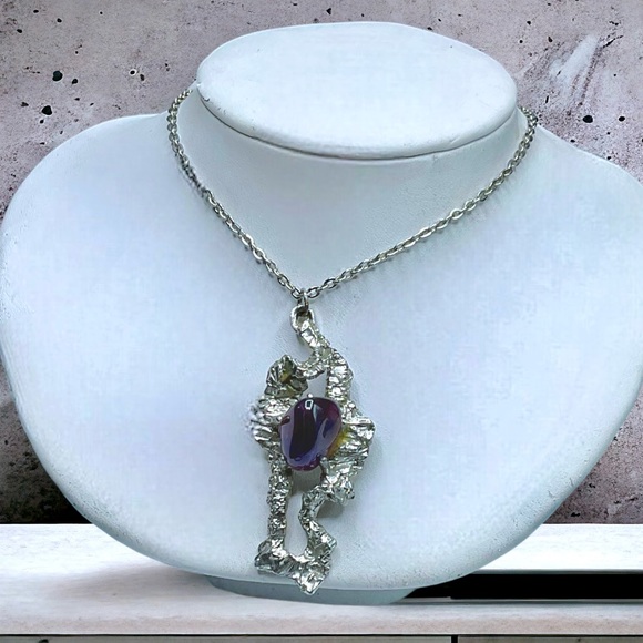 🌺Unique Brutalist Silver & Amethyst Necklace - Picture 10 of 10